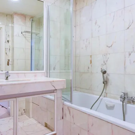 2p Au Calme, Vue Mer, Piscine Et Garage. - 2p Au Calme, Vue Mer, Piscine Et Garage. Mae-2633 *