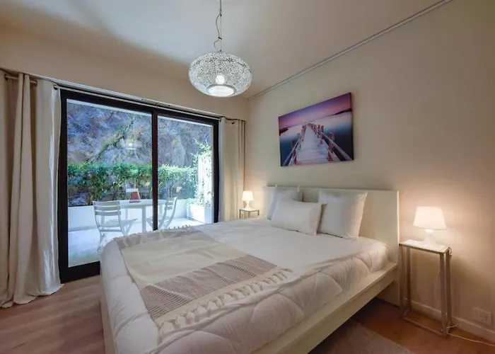 2p Au Calme, Vue Mer, Piscine Et Garage. - 2p Au Calme, Vue Mer, Piscine Et Garage. Mae-2633 Apartment Cannes