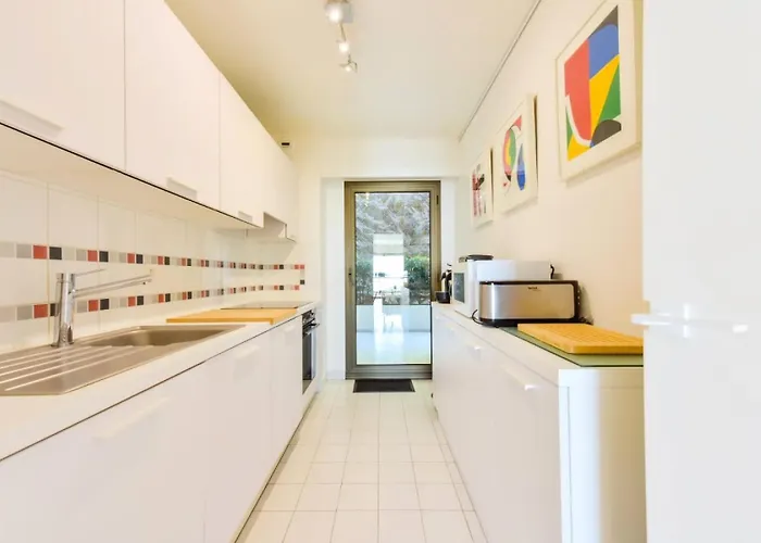 2p Au Calme, Vue Mer, Piscine Et Garage. - 2p Au Calme, Vue Mer, Piscine Et Garage. Mae-2633 Apartment Cannes