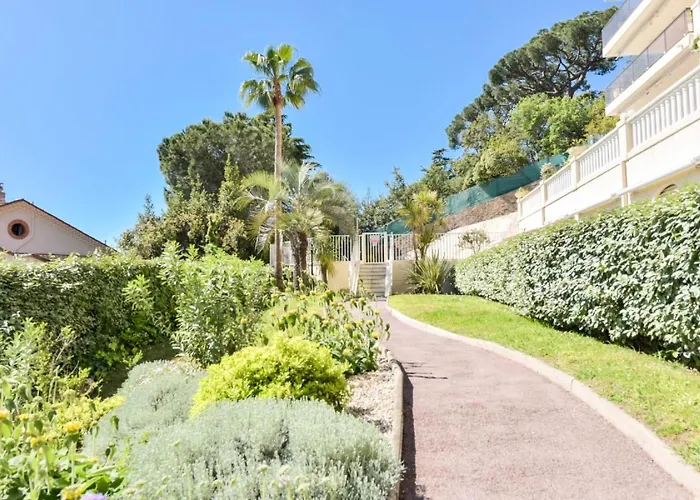 2p Au Calme, Vue Mer, Piscine Et Garage. - 2p Au Calme, Vue Mer, Piscine Et Garage. Mae-2633 Cannes